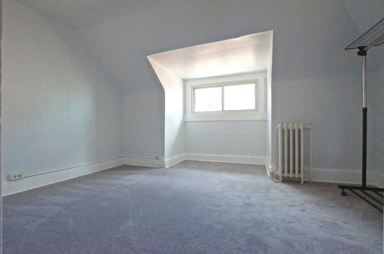 Primary Photo - 830 N Clarkson St