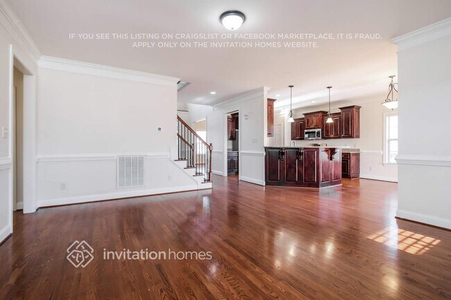 Foto del edificio - 15 Sun Tree Ln