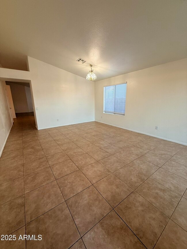 Foto del edificio - 1313 W Kesler Ln