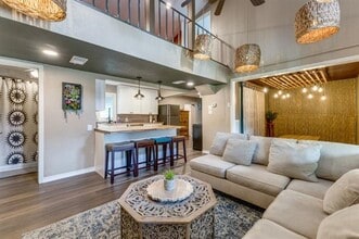 Building Photo - 1204 Tupuna Ct