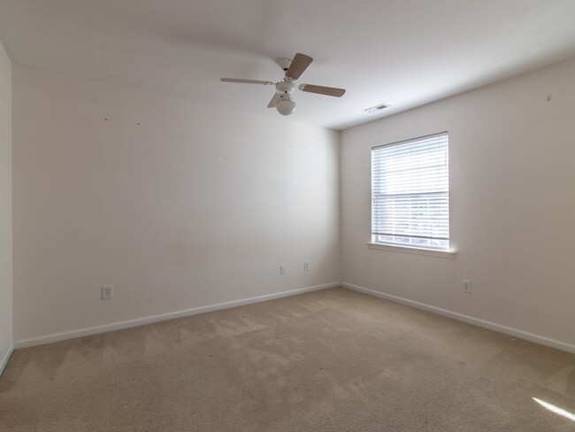 Foto del edificio - Unfurnished YEAR ROUND Condo in Lewes