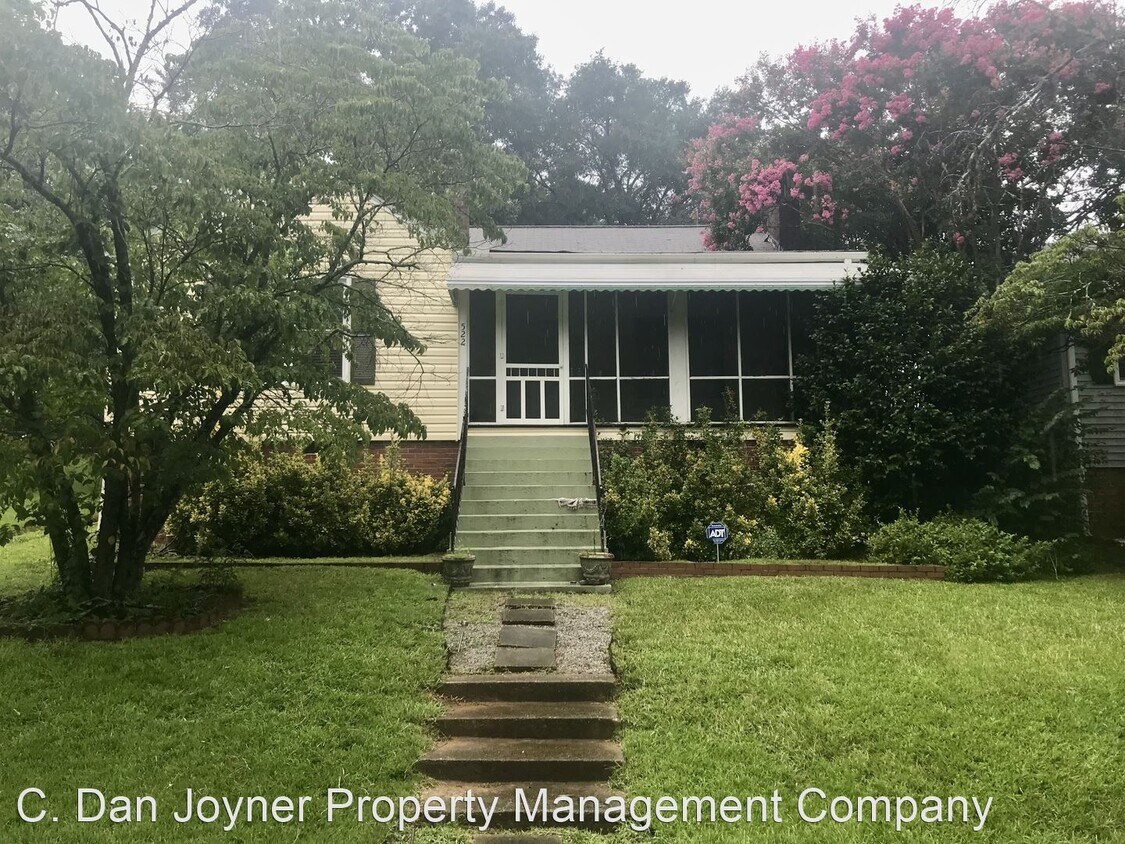 Primary Photo - 2 br, 1 bath House - 522 Grove Rd
