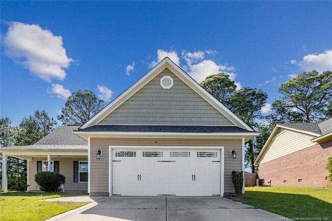 Building Photo - 2105 Calista Cir