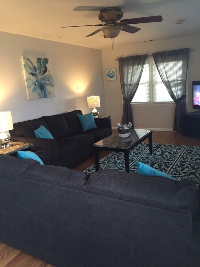 Foto del edificio - 401-403 Maryland Ave