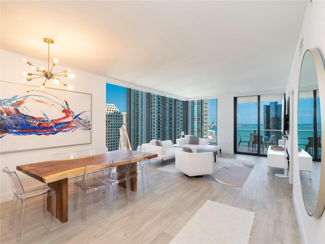 Foto del edificio - 1010 Brickell Ave