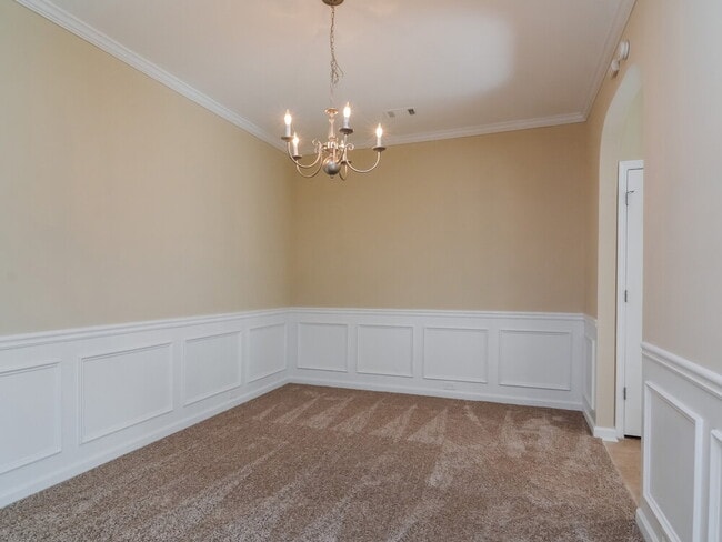 Building Photo - 180 Stephens Mill Dr