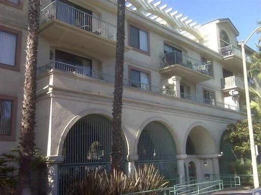 Primary Photo - 555 Maine Ave