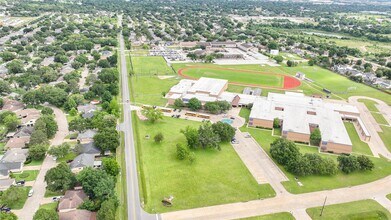 Building Photo - 6543 Horsepen Bayou Dr