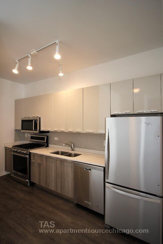 Foto del edificio - 932 W Dakin St