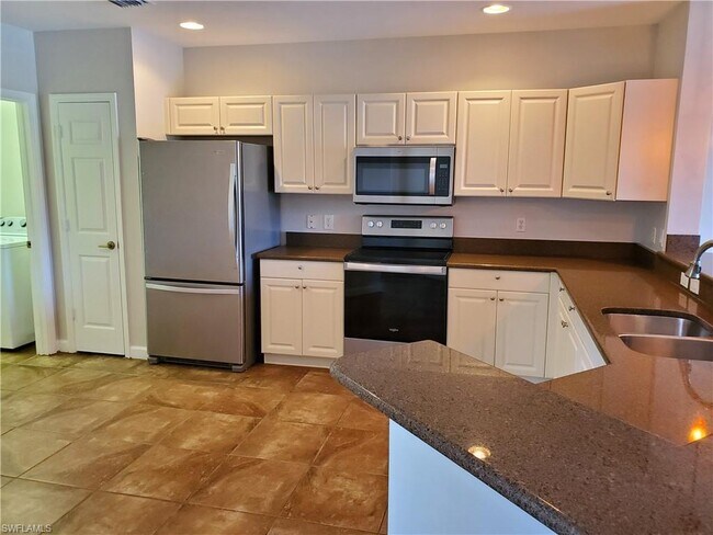 Building Photo - 3052 Horizon Ln