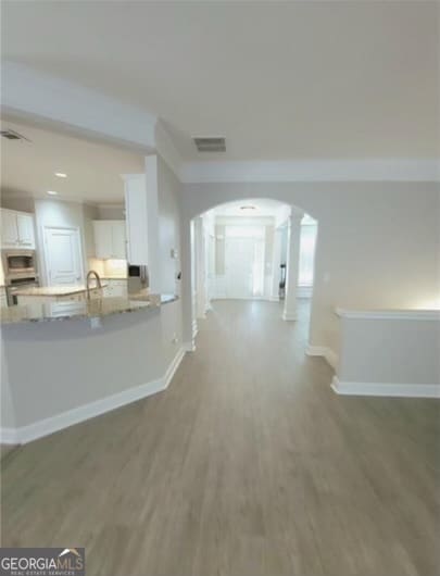 Building Photo - 6411 Hickory Springs Cir