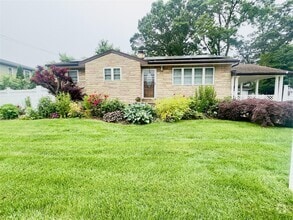 Building Photo - 51 Sammis Ave