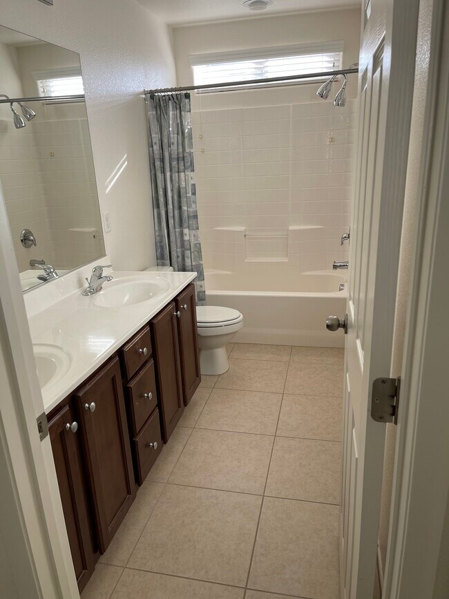 Building Photo - 7709 Pista Way