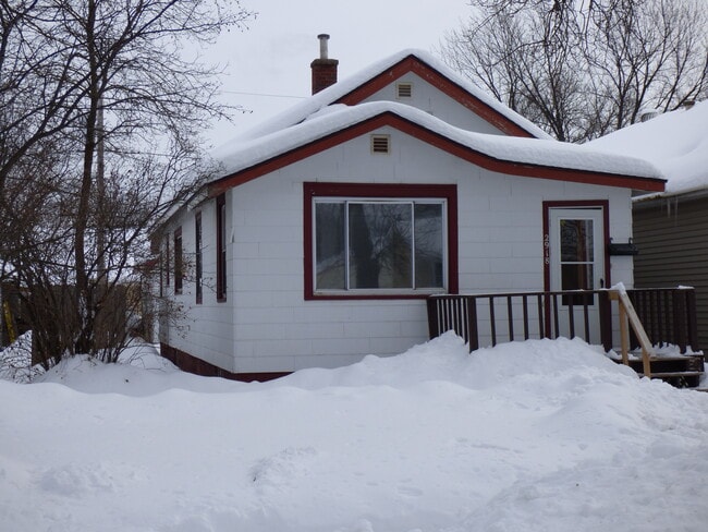 Building Photo - 2918 2nd Avenue east