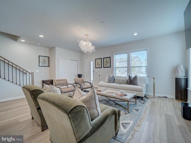 Foto del edificio - 3512 Biota Ln