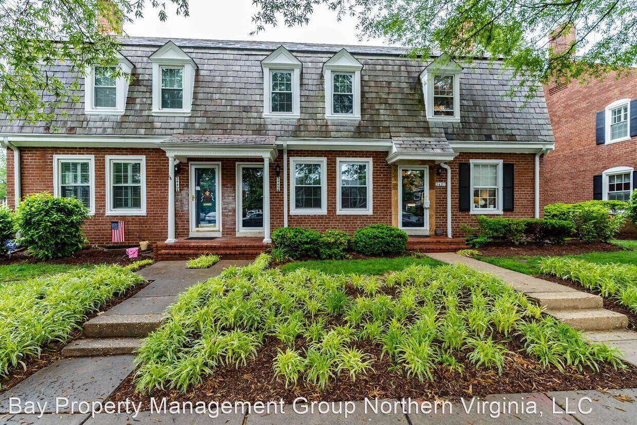 Primary Photo - 2 br, 2 bath House - 3449 STAFFORD ST., S....