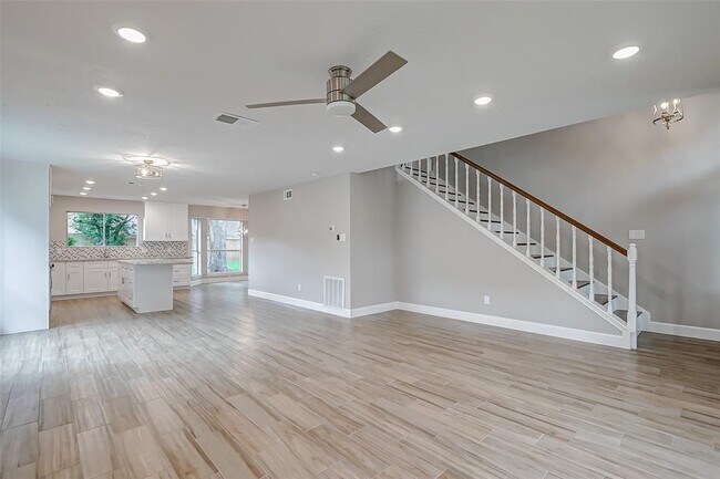 Building Photo - 3306 Cannon Ridge Dr