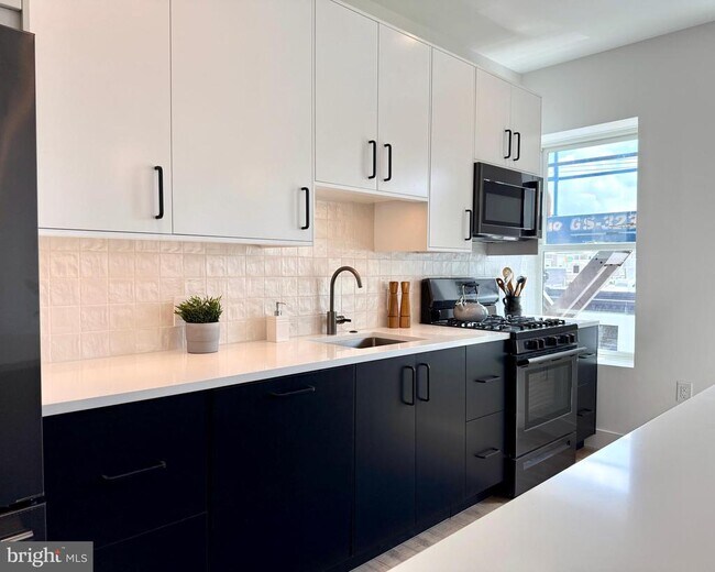 Foto del edificio - 1254-56 S 18th St