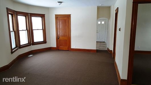Building Photo - 346 Portage Rd