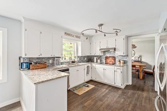 Foto del edificio - 504 Victoria Dr