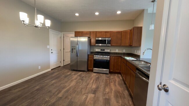 Foto del edificio - Newer Ranch...3 Bedroom 2 Bath with den/office