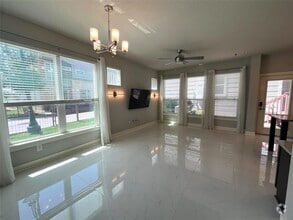 Building Photo - 2013 Tramson Dr