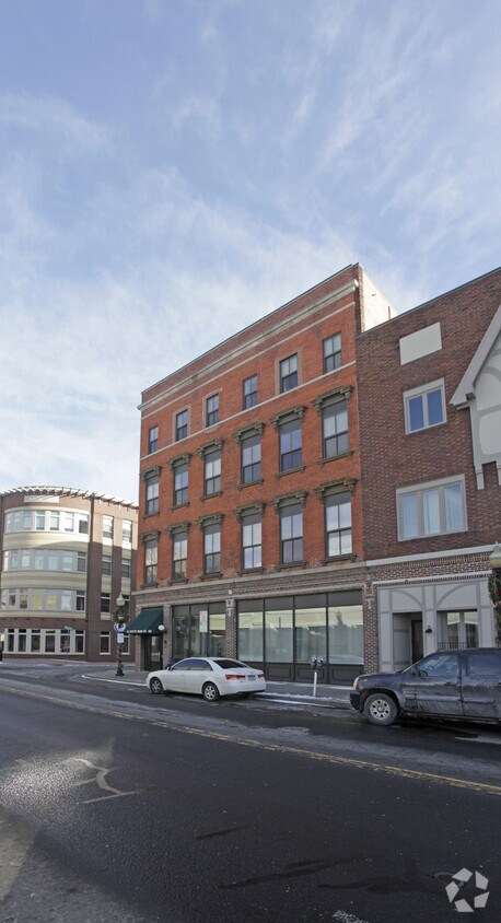 40 S Main Street - 40 N Main St