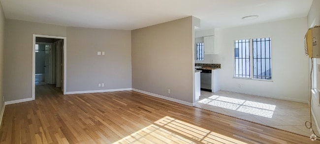 Building Photo - 1802 Wilton Pl