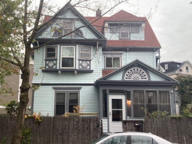 Photo - 2 Marlowe St House