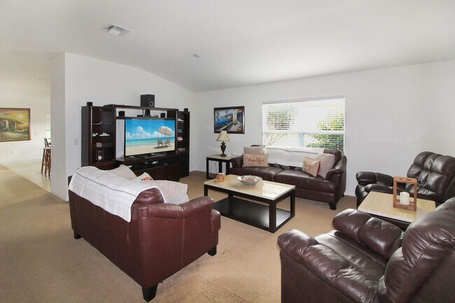 Building Photo - Ventura Village Annual Home for Rent