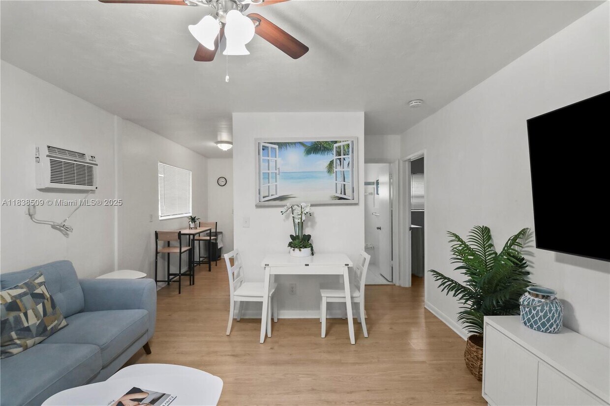 Foto principal - 717 SW 13th Ave
