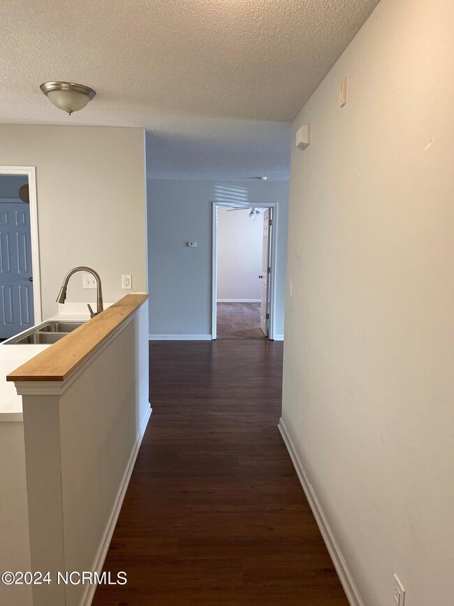 Building Photo - 5010 Hunters Trail