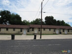 Building Photo - 514 Wolf St