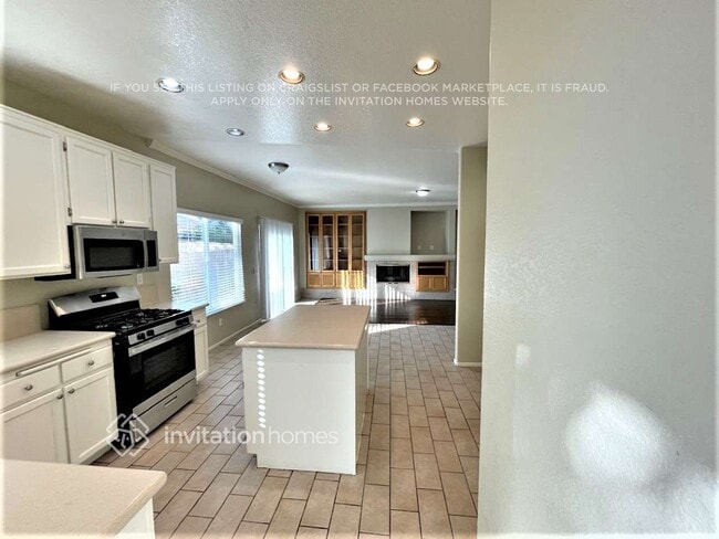 Foto del edificio - 23842 Sweet Pea Ct