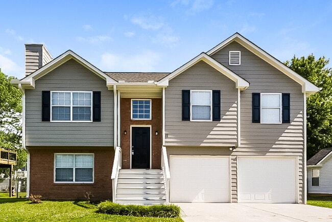 Building Photo - 12 Southview Dr