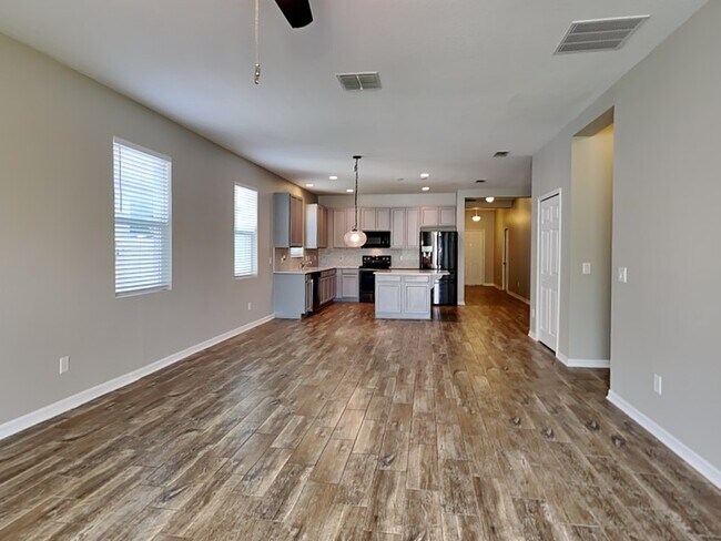 Building Photo - 5369 Carrara Ct