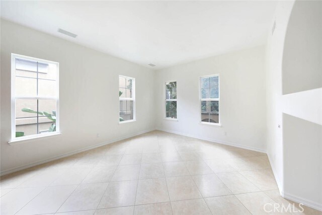 Building Photo - 21 Via Amanti