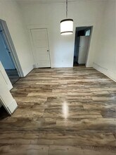 Building Photo - 115 12th St