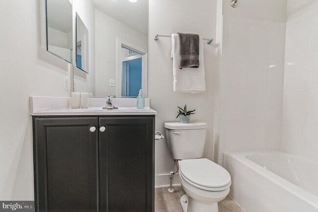 Foto del edificio - 112 Rose Ct