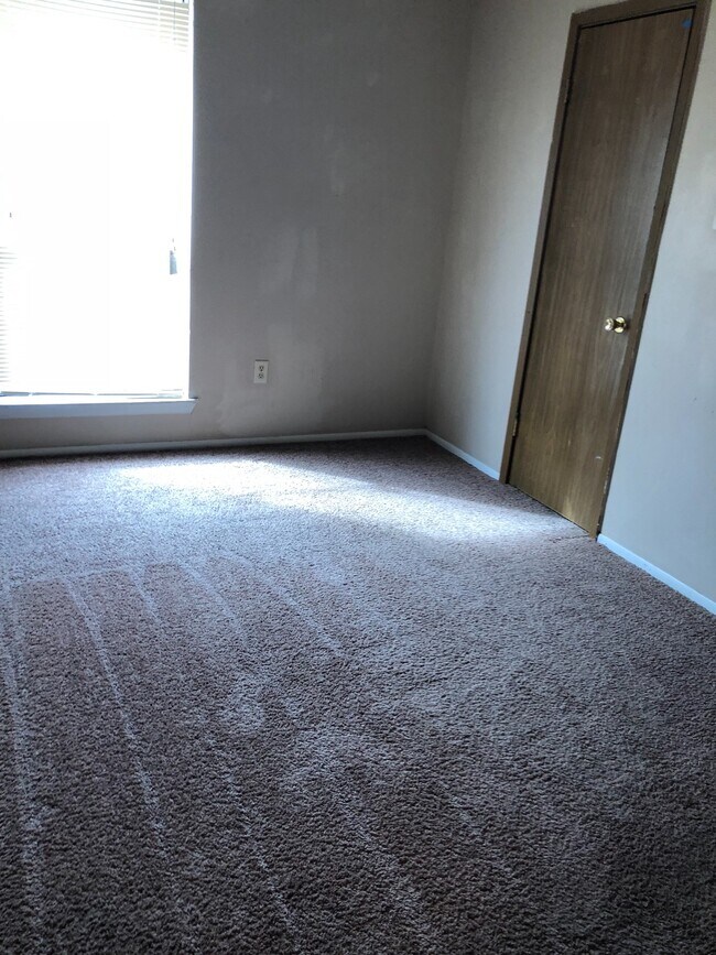 Bedroom - 1849 Southpointe Dr