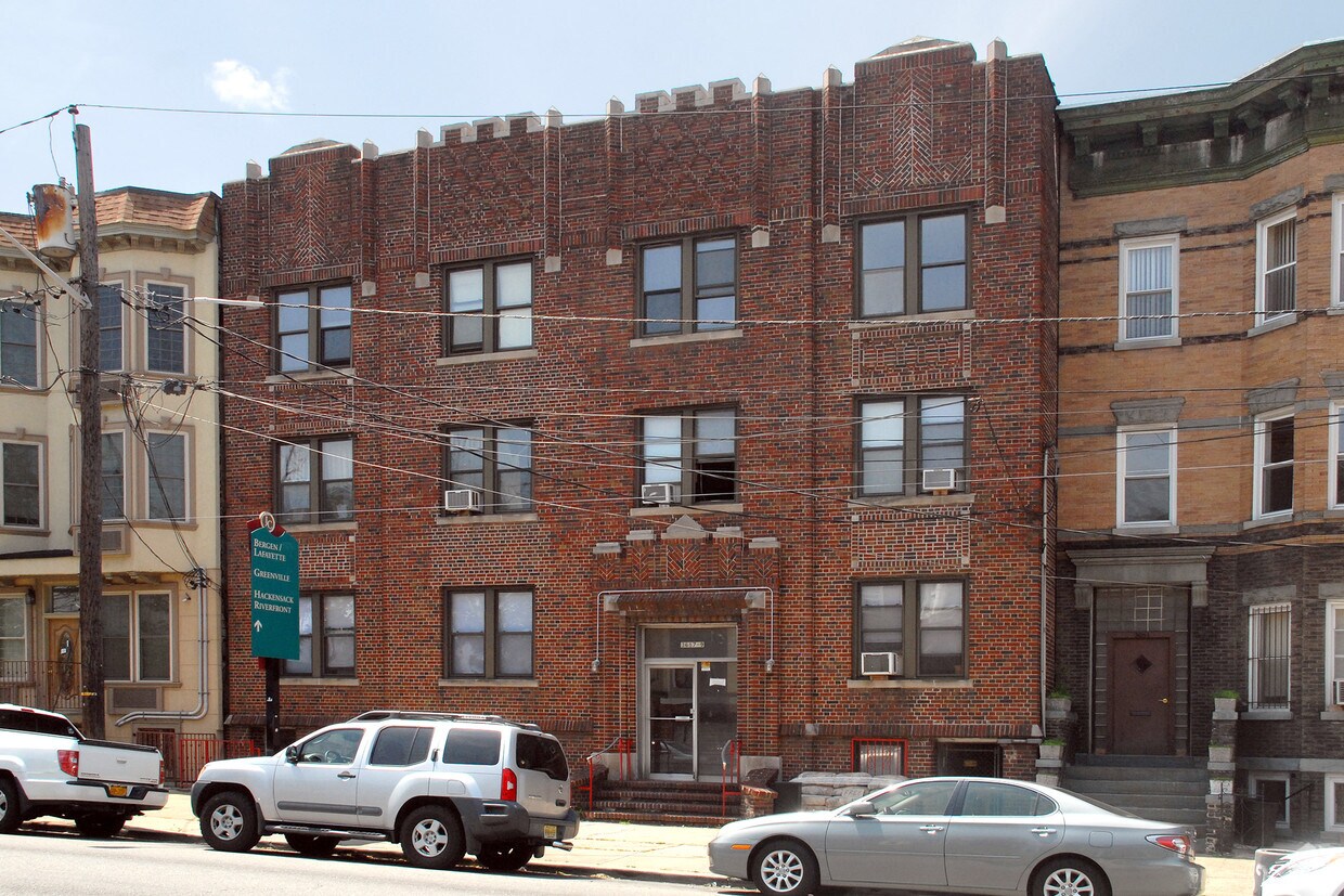 Building Photo - 3687-3689 John F Kennedy Blvd