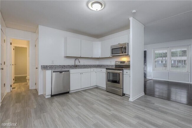 Foto del edificio - 3 br, 1.5 bath House - 8603 East 92nd Terrace