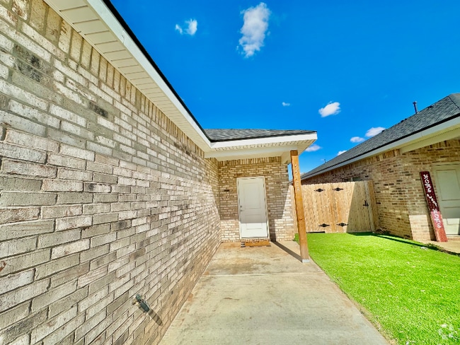 Building Photo - 5512 Itasca St