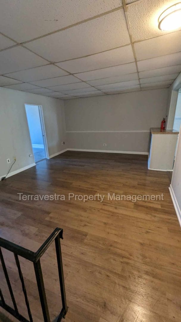 Building Photo - 506 N High St