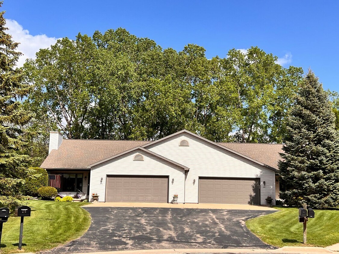 Foto principal - 26-28 Duchess Ct