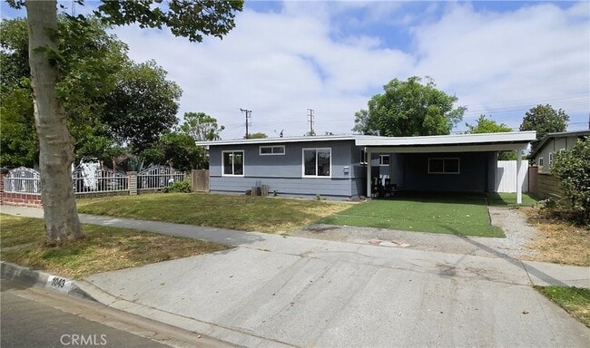 Photo - 1043 Stichman Ave House