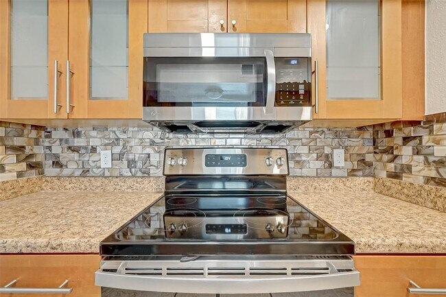 Building Photo - 14207 Briarsage Ct