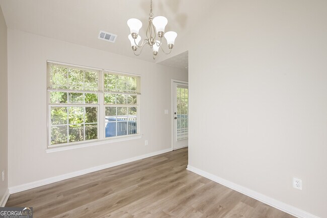 Foto del edificio - 9156 Jefferson Village Dr SW