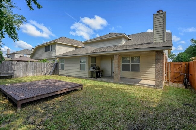 Building Photo - 1001 Acacia Dr