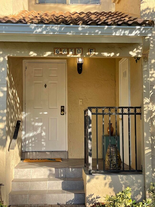 Building Photo - 6650 Montego Bay Blvd